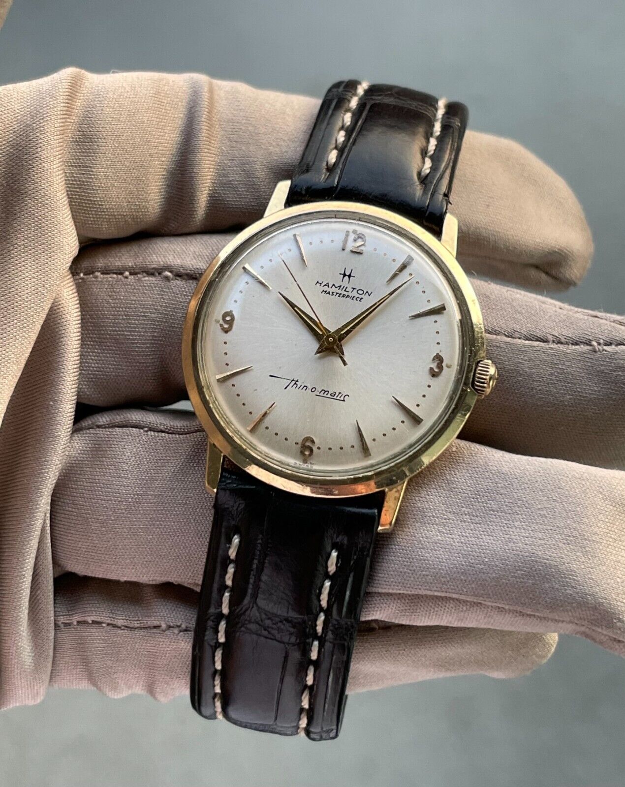 Dịch vụ thu mua đồng hồ Hamilton cũ chính hãng giá cao