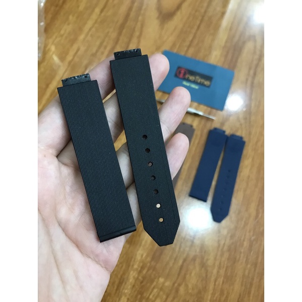 Thay dây cao su đồng hồ Hublot chính hãng Đảm bảo chất lượng 13 Thay dây cao su đồng hồ Hublot chính hãng Đảm bảo chất lượng