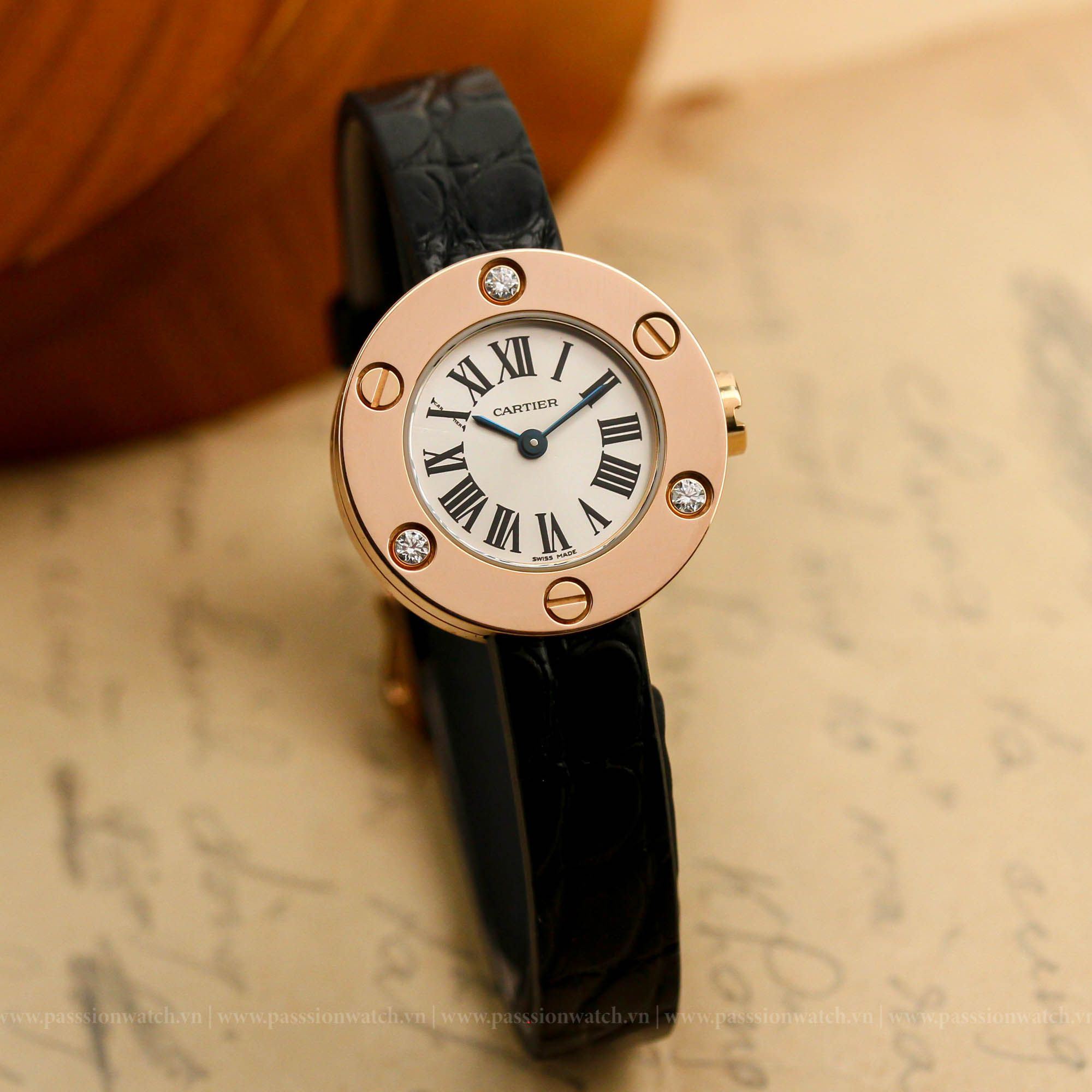 Dấu hiệu nhận biết đồng hồ Cartier chính hãng 10 Dấu hiệu nhận biết đồng hồ Cartier chính hãng