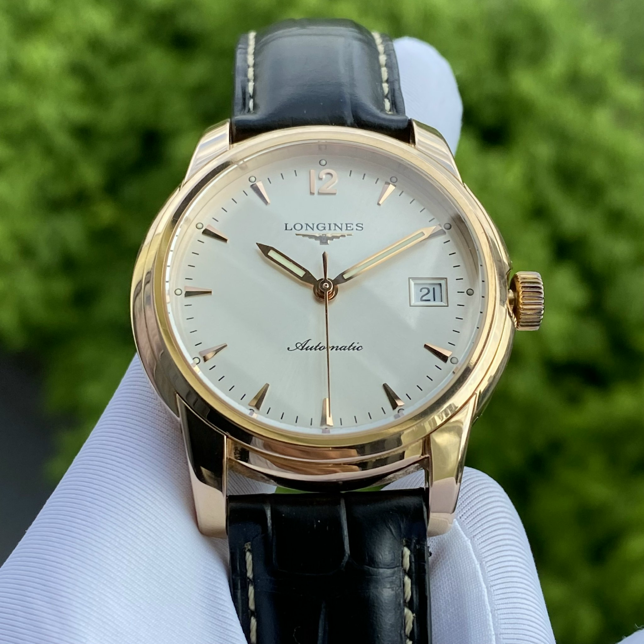 Giá Đồng Hồ Longines: Cẩm Nang Chi Tiết Cho Người Mua 27 Giá Đồng Hồ Longines Cẩm Nang Chi Tiết Cho Người Mua
