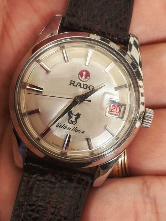 Giá Đồng Hồ Rado bao nhiêu? khám phá vẻ đẹp của chiếc đồng hồ Rado 12 Khám Phá Thế Giới Đồng Hồ Rado – Vẻ Đẹp Vượt Thời Gian
