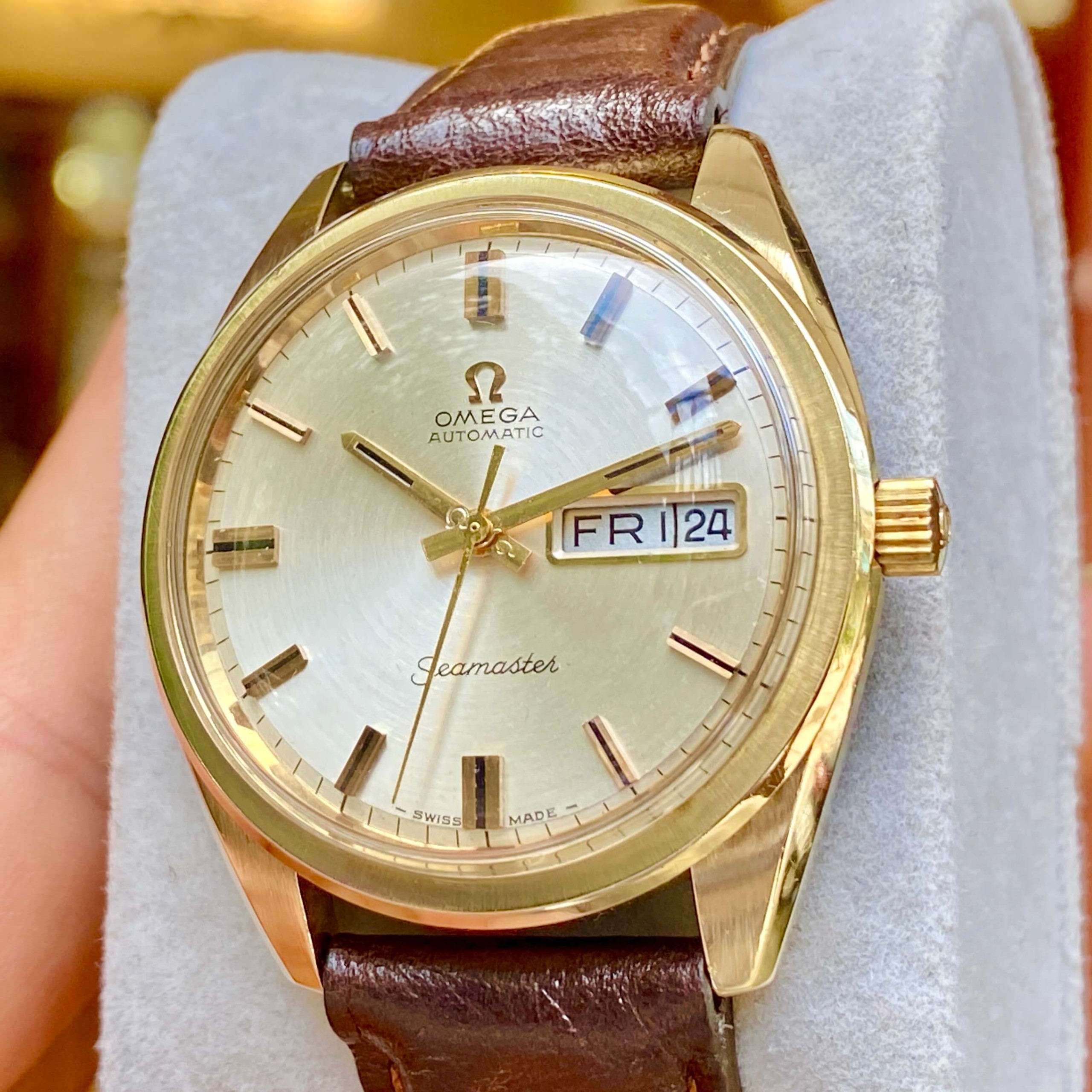 Bảo dưỡng và bảo quản đồng hồ Omega cổ vàng đúc 16 Bảo dưỡng và bảo quản đồng hồ Omega cổ vàng đúc