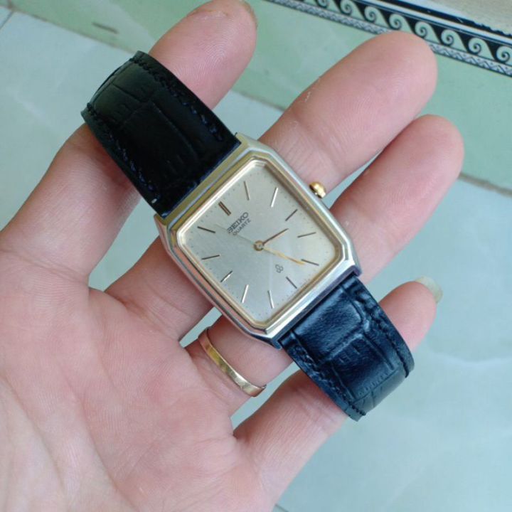Cách chọn lựa đồng hồ Seiko mặt vuông phù hợp 11 Cách chọn lựa đồng hồ Seiko mặt vuông phù hợp