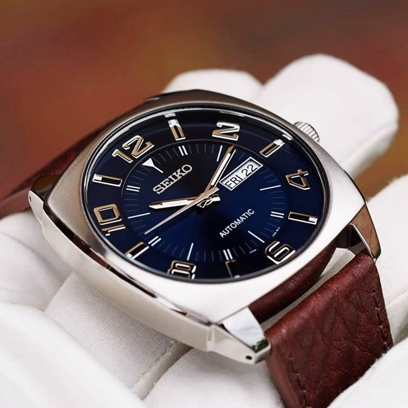 Cách chọn lựa đồng hồ Seiko mặt vuông phù hợp 15 Cách chọn lựa đồng hồ Seiko mặt vuông phù hợp