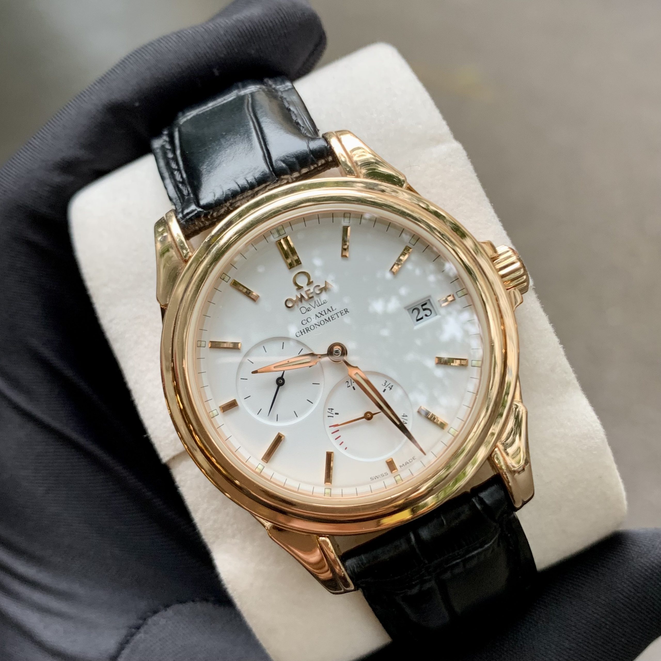 Cách chọn mua đồng hồ Omega CoAxial Chronometer dây da 6 Cách chọn mua đồng hồ Omega CoAxial Chronometer dây da