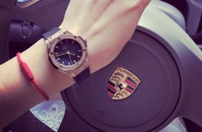 Giá Đồng Hồ Hublot Nữ Tìm Hiểu Về Giá Cả, Chất Lượng và Những Mẫu Đồng Hồ Đẹp Nhất 7 Giá Đồng Hồ Hublot Nữ Tìm Hiểu Về Giá Cả, Chất Lượng và Những Mẫu Đồng Hồ Đẹp Nhất