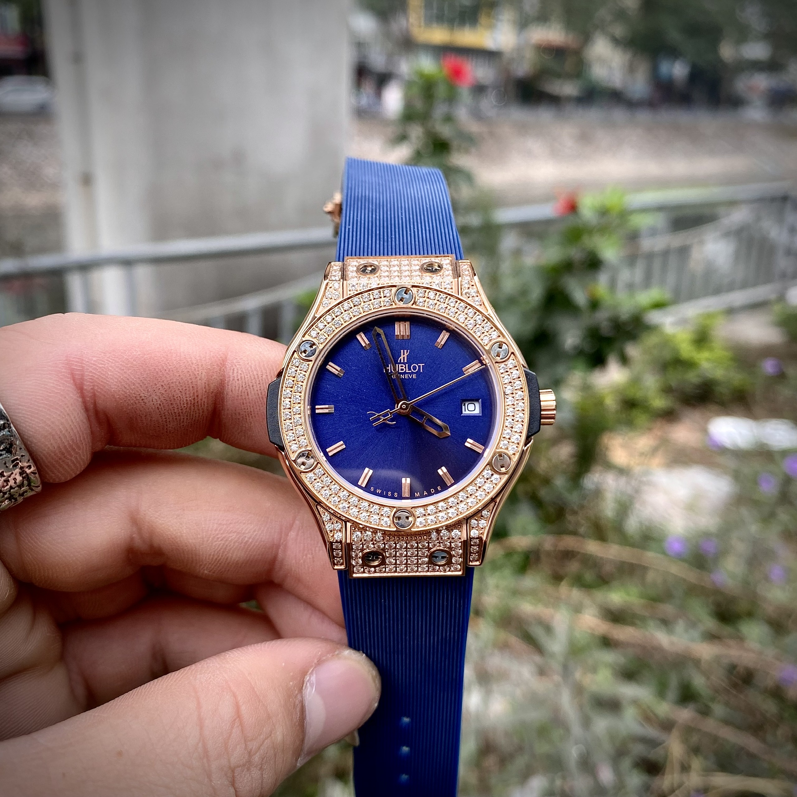 Giá Đồng Hồ Hublot Nữ Tìm Hiểu Về Giá Cả, Chất Lượng và Những Mẫu Đồng Hồ Đẹp Nhất 9 Giá Đồng Hồ Hublot Nữ Tìm Hiểu Về Giá Cả, Chất Lượng và Những Mẫu Đồng Hồ Đẹp Nhất