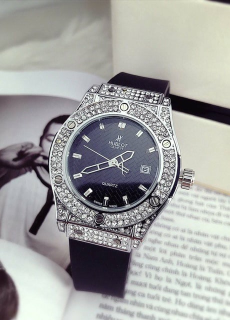 Giá Đồng Hồ Hublot Nữ Tìm Hiểu Về Giá Cả, Chất Lượng và Những Mẫu Đồng Hồ Đẹp Nhất 10 Giá Đồng Hồ Hublot Nữ Tìm Hiểu Về Giá Cả, Chất Lượng và Những Mẫu Đồng Hồ Đẹp Nhất