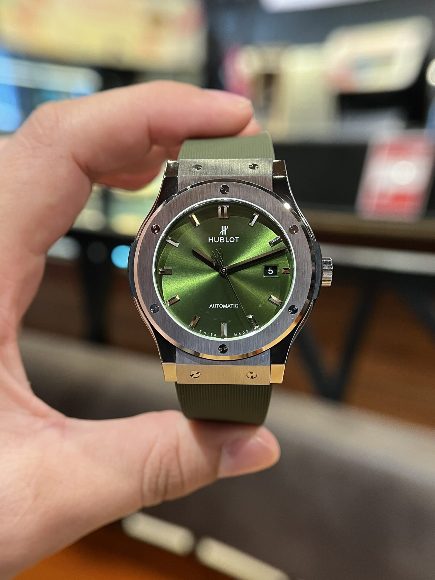 Giới thiệu về đồng hồ Hublot Nam Classic Fusion 10 Giới thiệu về đồng hồ Hublot Nam Classic Fusion