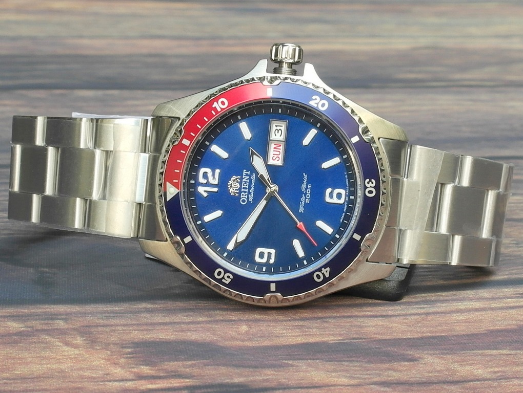 Cách bảo quản và sử dụng đồng hồ Orient Mako Pepsi 2 12 Cách bảo quản và sử dụng đồng hồ Orient Mako Pepsi 2