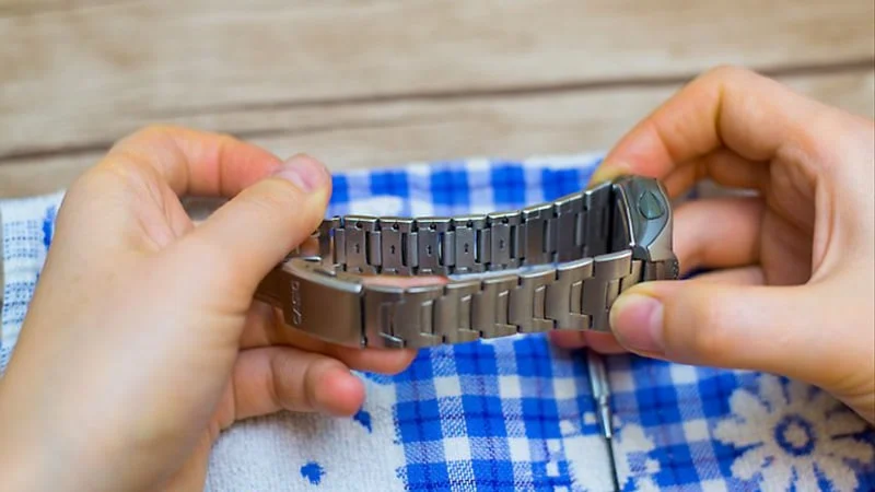 Cắt Mắt Đồng Hồ tại Hà Nội: Địa Chỉ Tin Cậy 16 Cắt Mắt Đồng Hồ tại Hà Nội: Địa Chỉ Tin Cậy