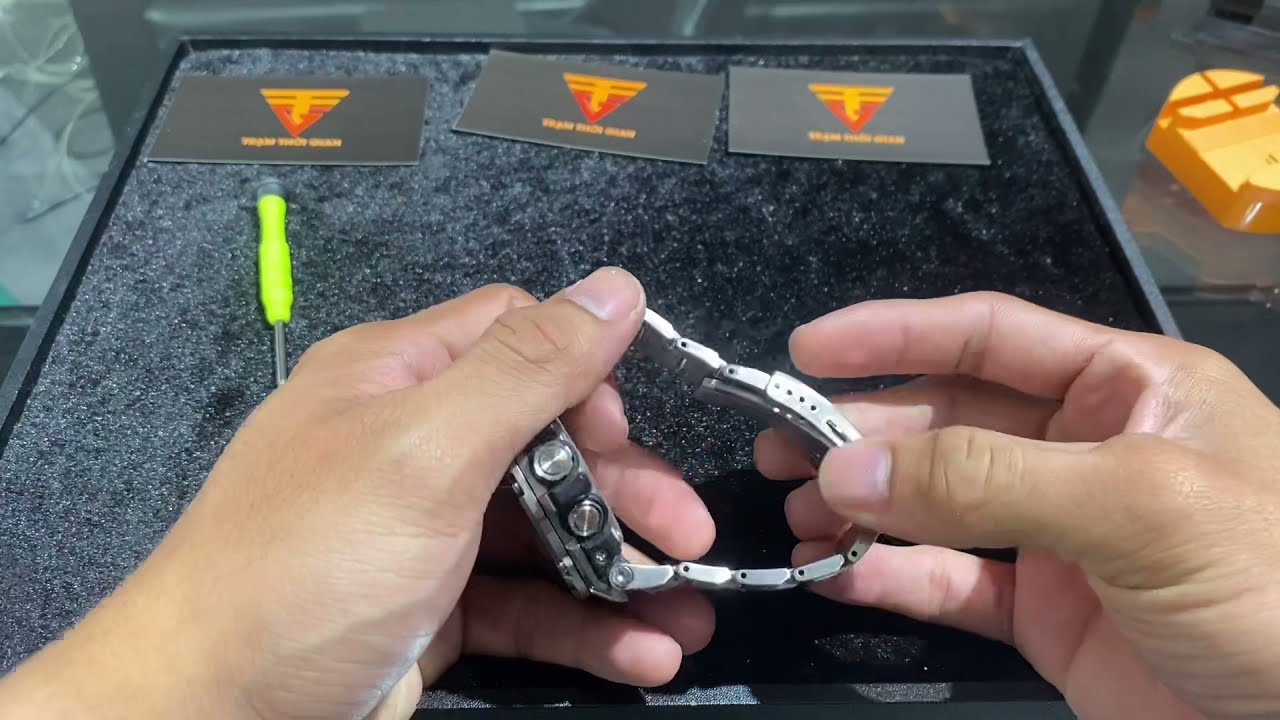 Cắt Mắt Đồng Hồ tại Hà Nội: Địa Chỉ Tin Cậy 14 Cắt Mắt Đồng Hồ tại Hà Nội: Địa Chỉ Tin Cậy