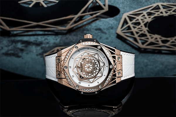 Đồng hồ hublot nam giá bao nhiêu