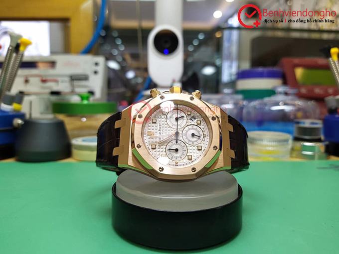 Vỏ đồng hồ bị trầy xước: Nguyên nhân và cách khắc phục 14 Vỏ đồng hồ bị trầy xước: Nguyên nhân và cách khắc phục