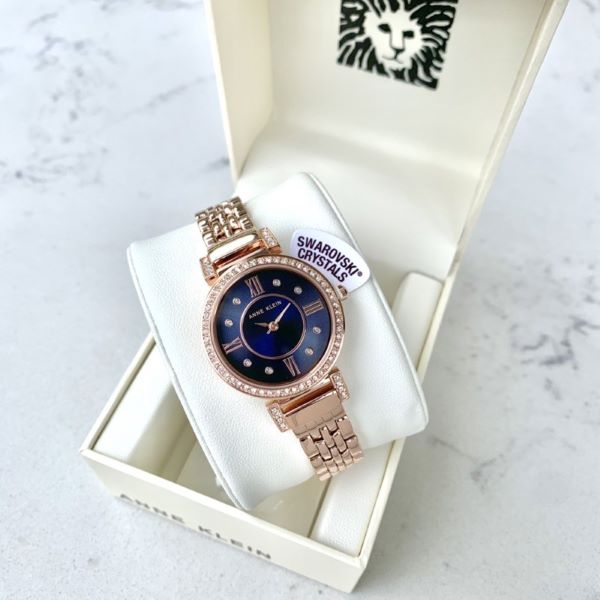 Anne Klein là đồng hồ nước nào? 18 Anne Klein là đồng hồ nước nào?