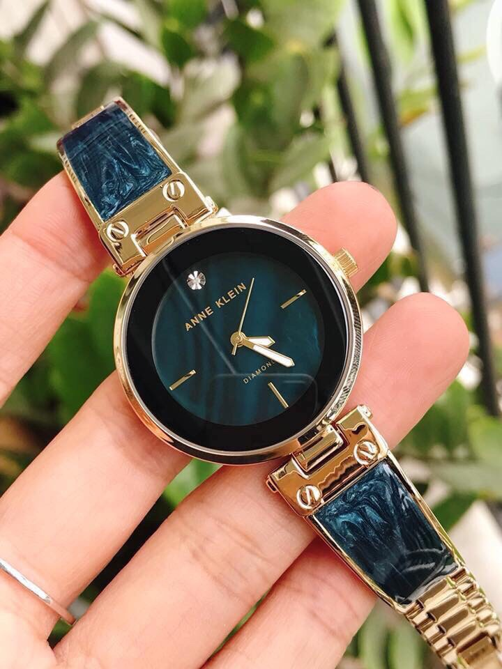 Anne Klein là đồng hồ nước nào? 22 Anne Klein là đồng hồ nước nào?