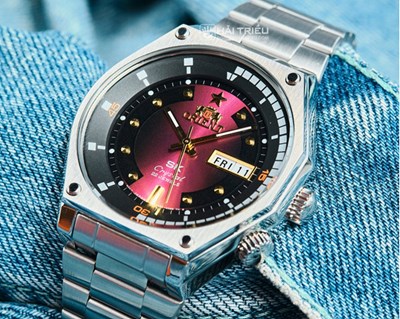 Đồng hồ SK 1970 giá bao nhiêu? 29 Đồng hồ SK 1970 giá bao nhiêu?