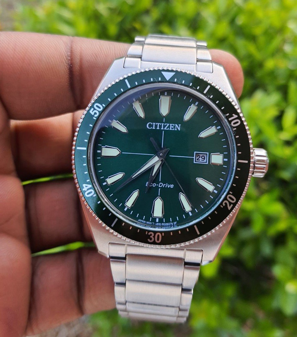 Đồng hồ Citizen J810 Eco Drive 14 Đồng hồ Citizen J810 Eco Drive