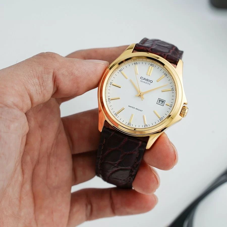 Đồng hồ Casio nam dây da – Vẻ đẹp lịch lãm vượt thời gian 10 Đồng hồ Casio nam dây da – Vẻ đẹp lịch lãm vượt thời gian